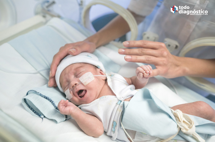 bebé hospitalizado: la tos ferina en bebés puede ser una emergencia médica